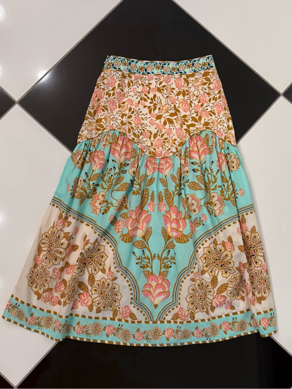 Farm Rio Flirty Drop-Waist Midi Skirt SZ S - Picture 8 of 8